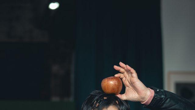 초롱이 고규필, 돼지 됐다…‘트웰브’ 캐릭터 포스터 공개
