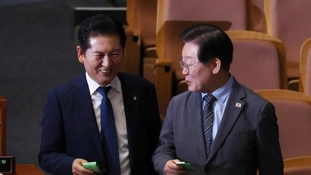 [이슈] 정청래, 당 대표 선출 직후 
