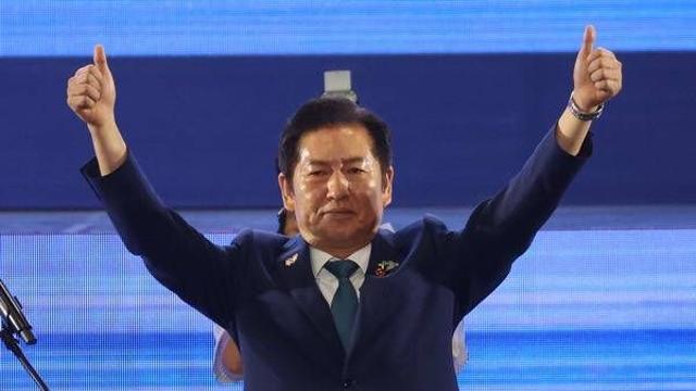 정청래 與 대표 일성 “내란세력 뿌리뽑겠다…국힘 해산” 초강경 기조