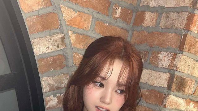 유니스 엘리시아, A라인 원피스로 완성한 '넘사벽' 청순미…이래서 '완성형 센터'