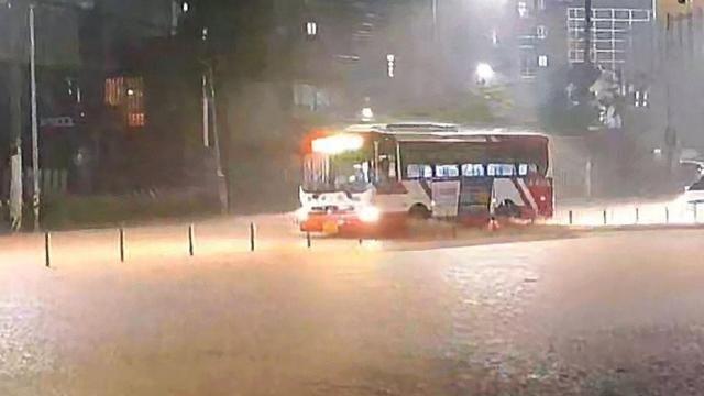 밤새 내린 ‘물폭탄’…경남도민 2262명 대피