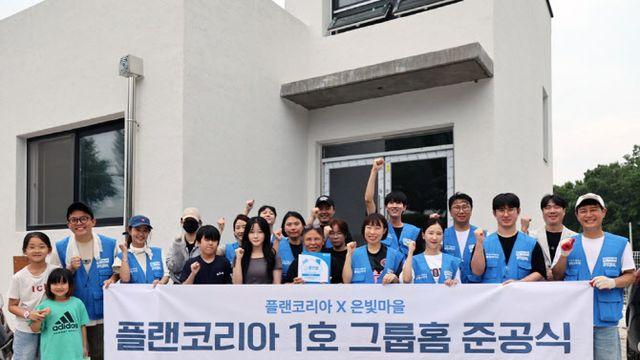 김준호·김지민, 결혼 후 첫 행보는 봉사활동…선한 영향력