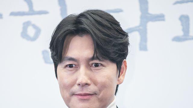 혼외자 둔 정우성, 여자친구와 혼인신고?…소속사 