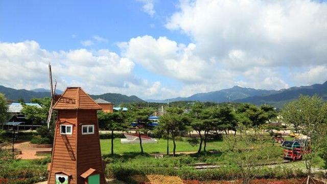 곡성 가볼만한곳, 섬진강 기차마을의 낭만과 장미공원의 향기