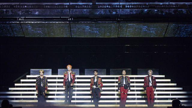 웨이션브이, 서울서 두 번째 콘서트 투어 포문 열었다… 출구없는 매력 뿜뿜