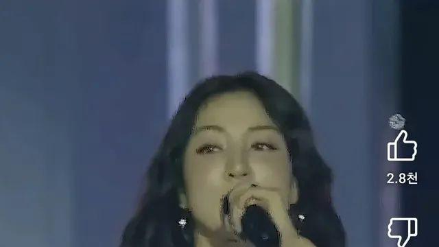 영어가 자신없는 케이팝 걸그룹의 생존 전략