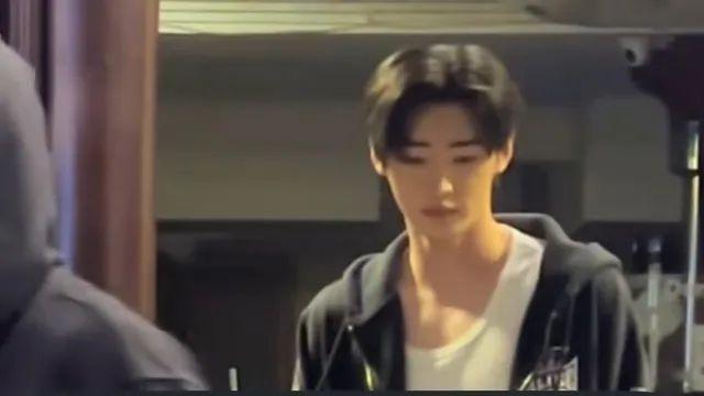 대학가면 남자만날생각하는 고3여학생