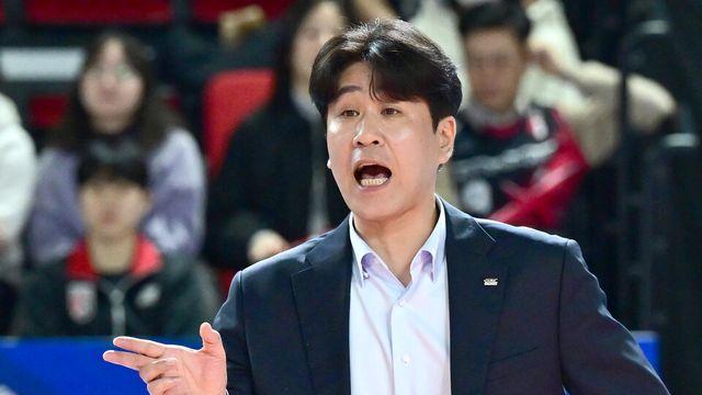 스포츠윤리센터, 코치 폭행 혐의 프로배구 김종민 감독에 징계 요구
