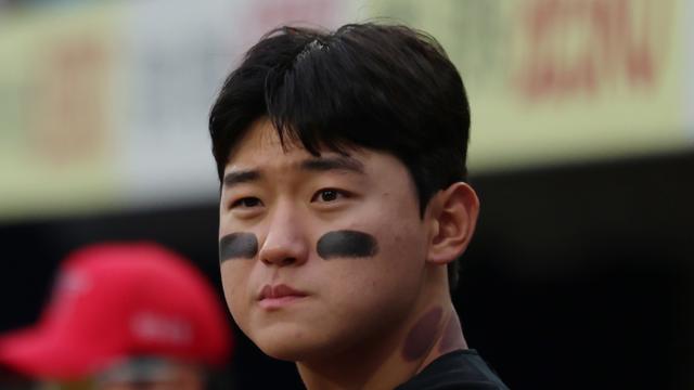 “별의별 짓 다 하네”…좌충우돌 복귀전 치른 KIA 김도영 향한 동료들의 위로
