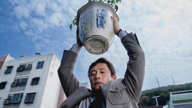 이걸 미리 본다고?…역대급 티켓팅 뚫어야 할 박찬욱 신작 '한국 영화'