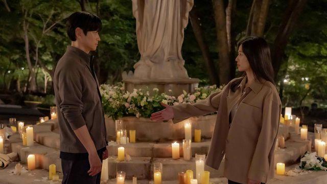 21년 만에 드라마 찍은 강동원, 전지현과 만났다 (feat. 정서경 작가)