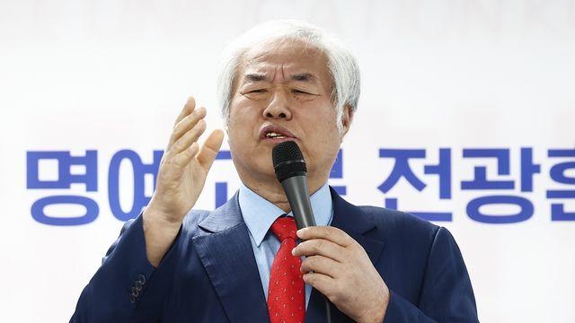 경찰, 사랑제일교회·전광훈 압수수색…'서부지법 난동' 배후 의혹