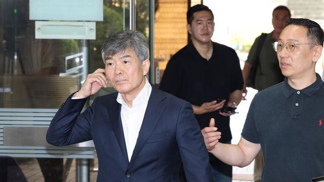 '김건희 최측근' 이종호 영장심사 출석…밤늦게 구속여부 결정