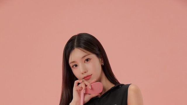 '워터밤 여신' 권은비도 반한 골프 웨어… 