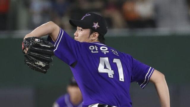 안우진, 시즌 내 복귀 무산되나…키움 2군 훈련장서 어깨 부상