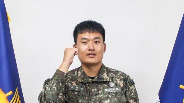 해군 일병, 휴가 중 운동하다 심폐소생술로 생명 구했다