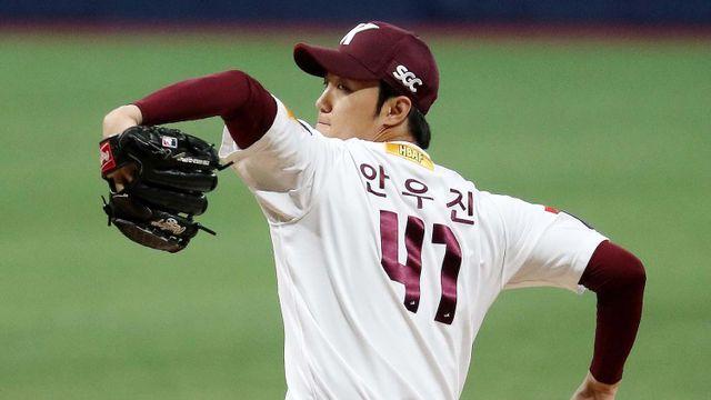간판 투수가 황당한 이유로 '시즌아웃급 부상'... 날벼락 맞은 구단