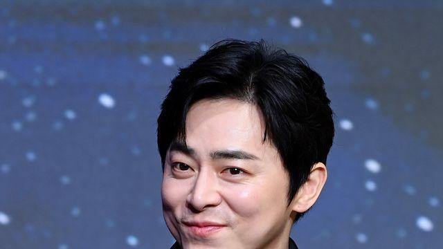 조정석, ♥거미 '둘째 임신' 이은 겹경사…일도 가정도 다 잡은 '꽃길' [엑's 이슈]