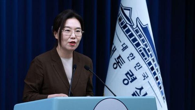 이 대통령, 정연주 전 방심위원장 해촉 취소 소송 항소 포기