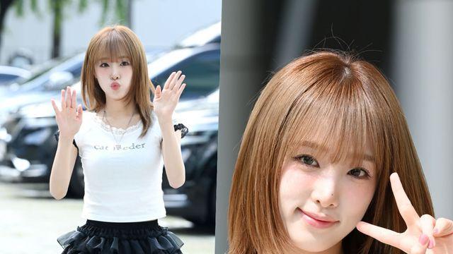 ‘젠지 아이콘’ 최예나, 크롭트 T+한뼘 초미니 ‘예나코어 룩’