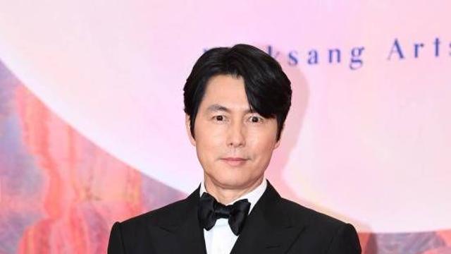정우성, '혼외자 인정' 솔직하더니…혼인신고는 