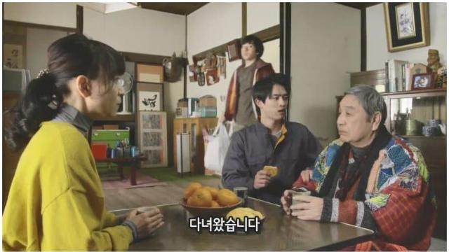 긁으려다 엄청난 스토리를 들은 남자..jpg