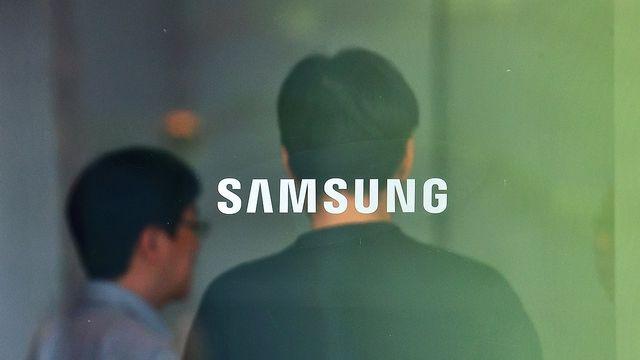 [특징주] 트럼프 품목관세 예고에 반도체·제약 동반하락