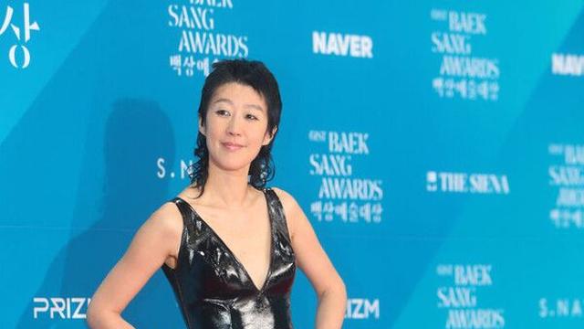 홍진경, 22년만 이혼…딸 라엘도 존중