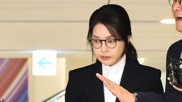 특검 출석 김건희 약 11시간 조사…