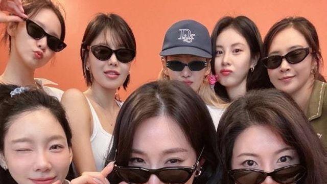 소녀시대, 데뷔 18주년 자축 …‘추리닝+선글라스’ 드레스코드