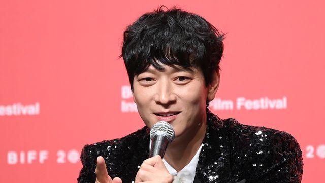 '황조지' 생각나네, '술톤' 강동원 귀하다…BTS·박효신 이어 홍대서도 '음악 인맥' [엑's 이슈]