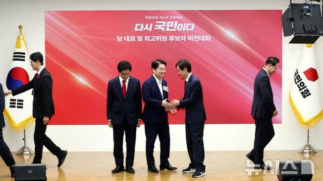 김문수·장동혁, 특검 '尹 강제 인치' 논란에 