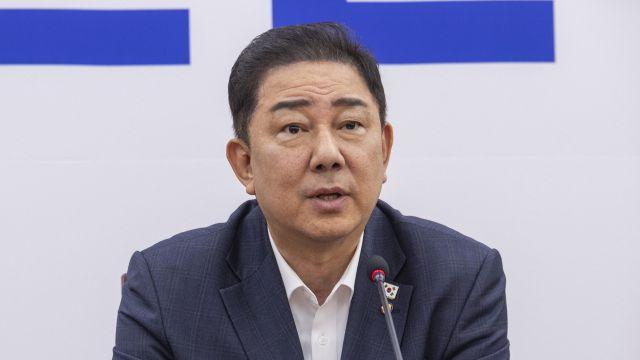 민주당 “특검, 尹 당장 끌어내야…김건희 속내는 시간 끌기”