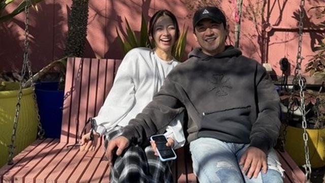 이민우, '임신 싱글맘' 예비신부 얼굴 첫 공개…