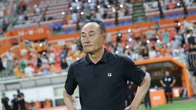 원정만 떠나면 작아지는 제주SK “사제대결 봐주기 없다”