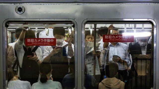 달리는 지하철에서…10대 성폭행한 공무원, 日 ‘발칵’