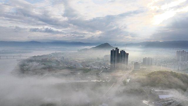강원 흐리고 5∼20㎜ 비 소식…오전까지 짙은 안개