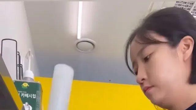 [스압] 일하는 영상올리고 신고당한 자영업자,,