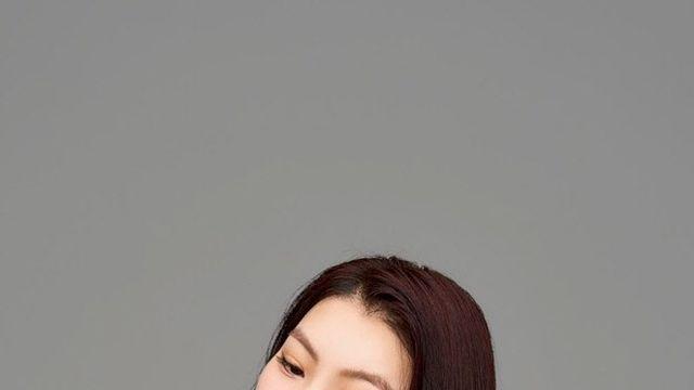 이시안, 김학송 미발표곡 ‘애정의 변수’로 늦깎이 가수 데뷔