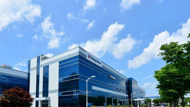 캐즘에 고전했던 이차전지,  '실적 개선, 신규 수주'로 반등
