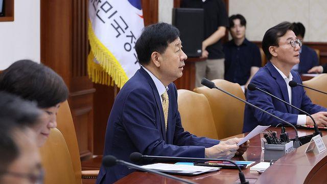 구윤철 