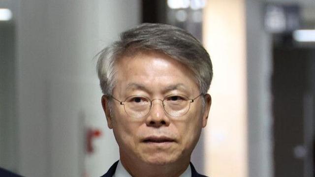 與 검찰 정상화특위 