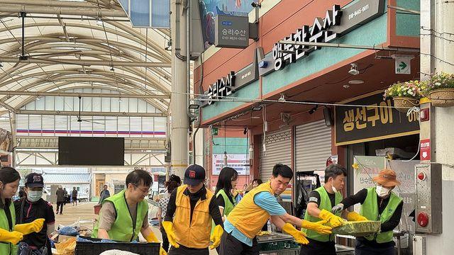 광주고·지검, 함평시장 찾아 수해복구 자원봉사