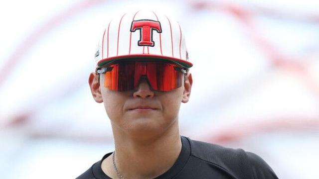 '부상 복귀' KIA 김도영, 햄스트링 근육 뭉침으로 경기 도중 교체