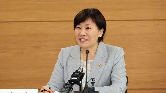 송미령 “美과일 8단계 검역절차 간소화 불가능…AI 등 과학적 역량 강화”