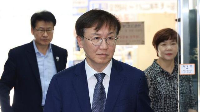 與 윤리심판원