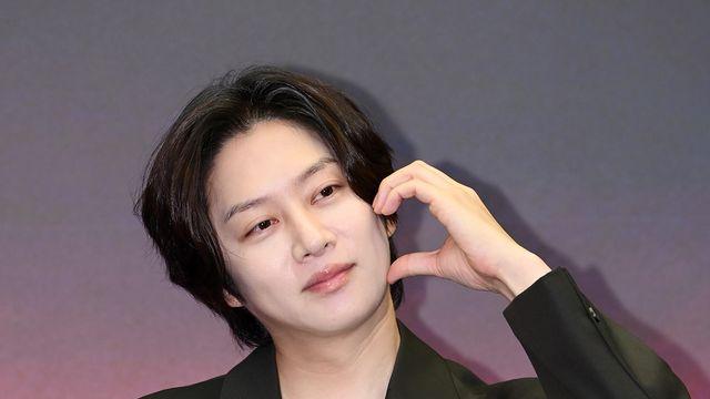 '42세' 김희철, 생애 첫 연애 회상 …