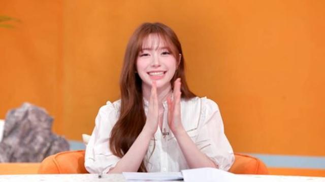 피프티피프티 문샤넬 