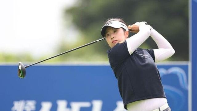 '무명' 이수정, KLPGA 제주삼다수 상위권 안착…
