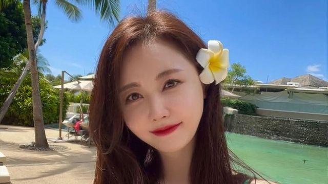 자궁 적출 수술 후 소식 뜸했던 윰댕, 드디어 모습 드러냈다 [RE:스타]